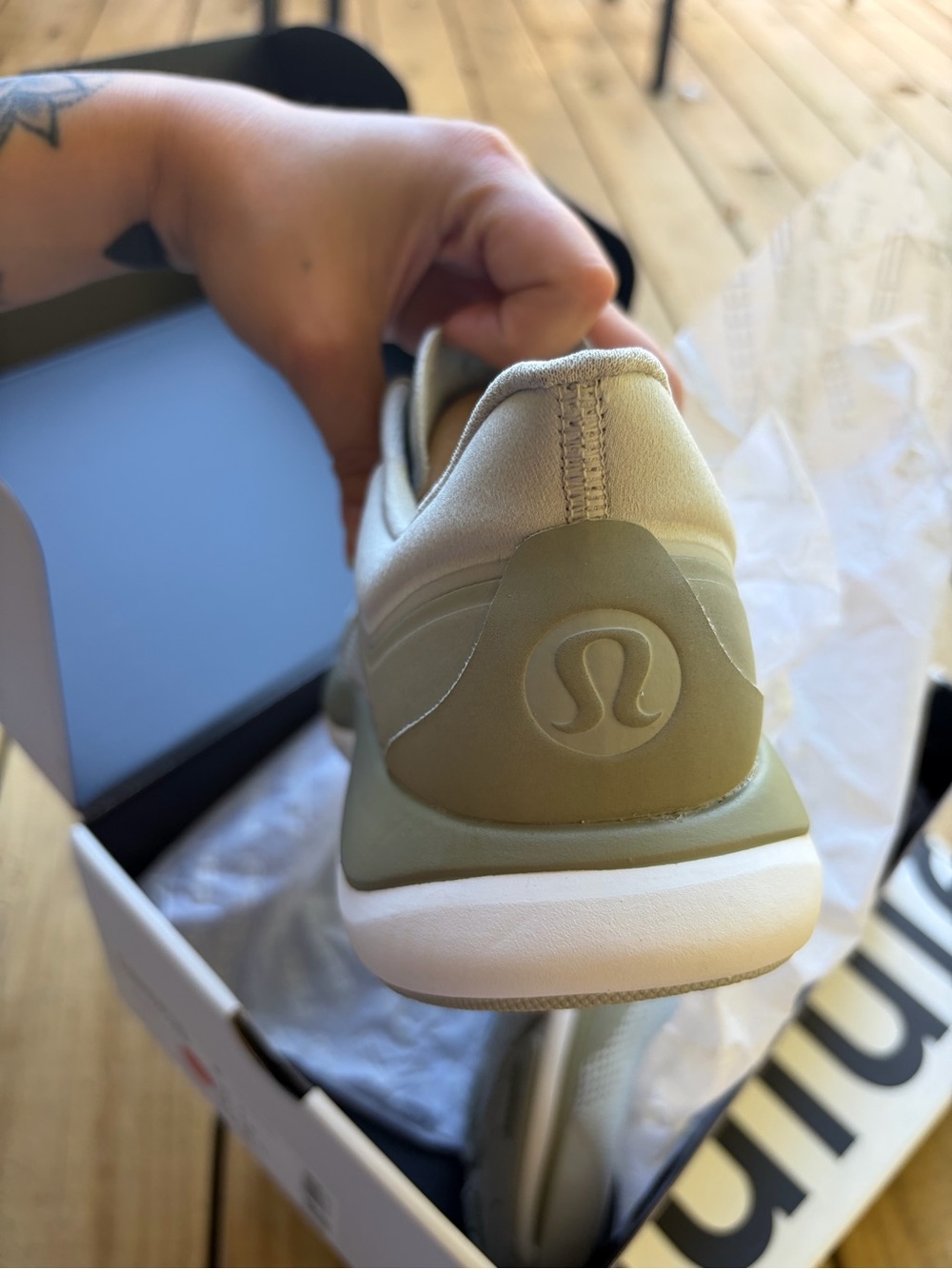 NIB Lululemon size 7 Athletic Sneakers - Picture 9 of 10
